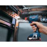 ⁦دريل فك وربط بوش 1/2 بوصه 18 فولت BOSCH - GDX 180-LI 2x3,0 Ah, AL 1820 CV, Case⁩ - الصورة ⁦3⁩