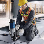 ⁦مثقاب شنيور معادن بوش 50 مم 1200 وات + ستاند مغناطيسي صيني BOSCH - GBM 50-2⁩ - الصورة ⁦4⁩