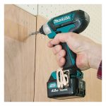 ⁦شنيور فك وربط بطاريه ماكيتا 12 فولت موديل - MAKITA  TD110DWYE-TD110DZ⁩ - الصورة ⁦3⁩