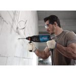 ⁦شاكوش بوش يمين و شمال 600 وات 20 مم الكترونى 3 حركة قوة الطرق 1.7 جول  BOSCH - GBH 2000⁩ - الصورة ⁦3⁩