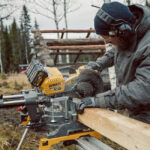 ⁦ديسك ديوالت 12 بوصه  54 فولت 2 بطاريه خشب والومنيوم موديل DEWALT-DHS780T2⁩ - الصورة ⁦8⁩
