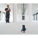 ⁦ميزان ليزر بوش 2 خط 50 متر و 2 نقطة مع الحامل الدوار موديل BOSCH - RM 2 GCL 2-50C+RM 2⁩ - الصورة ⁦4⁩