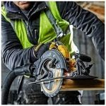 ⁦منشار صنية ديوالت 190 مم ( 7.6 بوصه )  54 فولت موديل DEWALT DCS575T2⁩ - الصورة ⁦4⁩