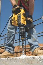 ⁦شاكوش ديوالت تكسير وتخريم 1250 وات 45 مم موديل  DEWALT  D25601K-QS SDS-MAX⁩ - الصورة ⁦4⁩