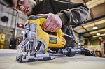⁦منشار اركيت ديوالت 701 وات سرعات معدن موديل DEWALT DW331K⁩ - الصورة ⁦2⁩
