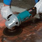⁦صاروخ صنفرة وتلميع ماكيتا 7بوصه/1600 وات / سرعات من (0 : 4000) ل/د/3.3 ك MAKITA SA7000C⁩ - الصورة ⁦2⁩