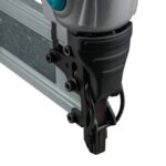 ⁦دباسة هواء ماكيتا مسمار من (15-50مم ) سعة 100 مسمار /1.3كجم MAKITA  AF506⁩ - الصورة ⁦3⁩
