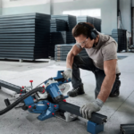 ⁦منشار بوش 10 بوصه 1800 وات لقطع الخشب والألومنيوم  BOSCH GCM 254 D PROFESSIONAL⁩ - الصورة ⁦7⁩