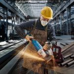 ⁦صاروخ بوش تجليخ و قطعيه 5 بوصه 900 وات 11000 لفه لكل دقيقة صيني BOSCH - GWS 9-125⁩ - الصورة ⁦4⁩