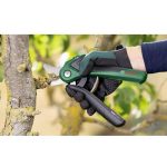 ⁦مقص افرع بطاريه لاسلكي بوش مخصص للحدائق عدد القصات لكل شحنه 450 قطع بطاريه 1.5 امبير  BOSCH  EASYPRUNE⁩ - الصورة ⁦7⁩