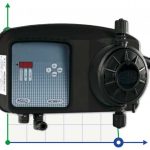 مضخة أكوا الرقمية الذكية لحقن الكيماويات وضبط الجودة، موديل Aqua HC300 pH-Rx 5 L.hr @ 9 Bar